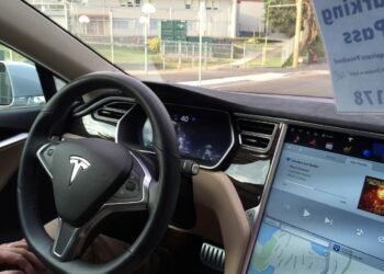 Tesla Issues Software Fix for 1.6 Million Cars in China Over Hood Lock Problem