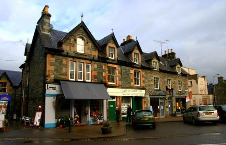 aberfeldy-reconnects-with-food